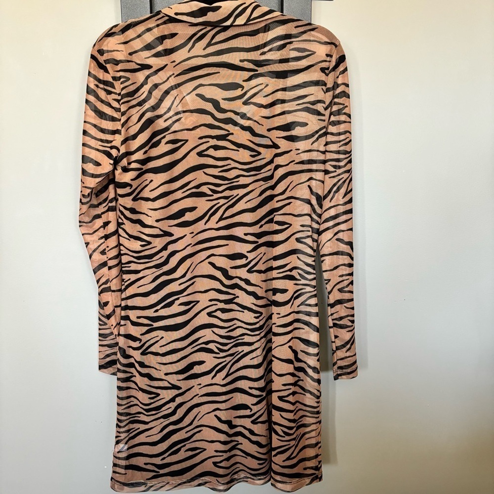Wild Fable Sheer Tiger Print Button Down Dress - size M - Picture 4 of 5